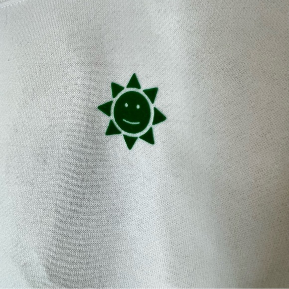 CUTE Crop White Pullover Sweatshirt size XS - Picture 3 of 5